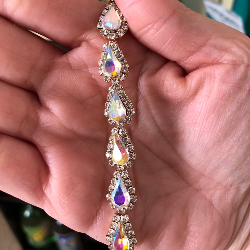 Gold stoned jewel bracelet